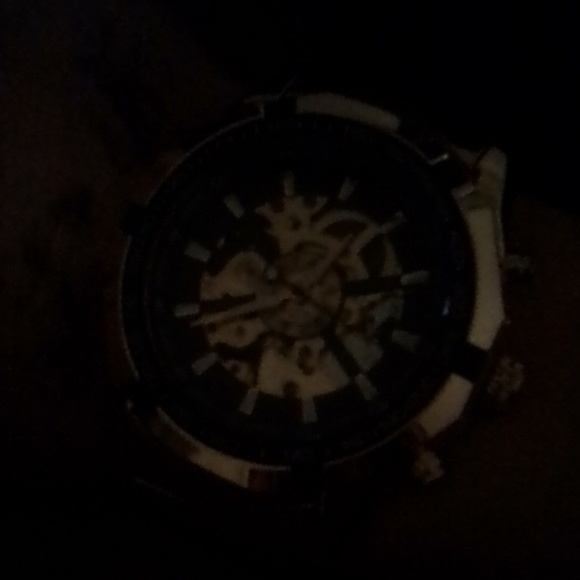 Watch - Picture 3 of 3